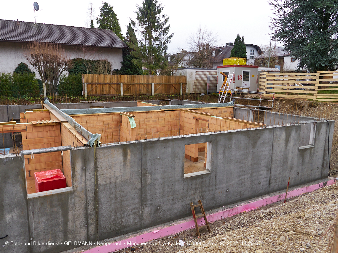 23.12.2022 - Neubau eines Mehrfamilienhause in der Niederalmstraße 16 in Neuperlach-Trudering